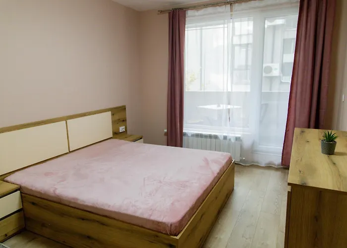 1bd Retreat With Balcony In Vibrant District By Flat Mаnager Daire Varna